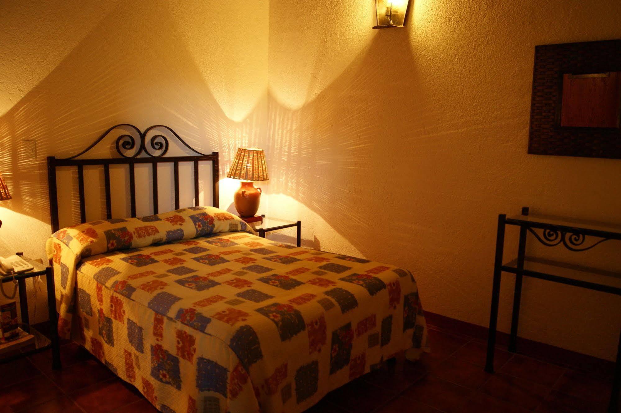Capital O El Nito Posada Oaxaca Εξωτερικό φωτογραφία